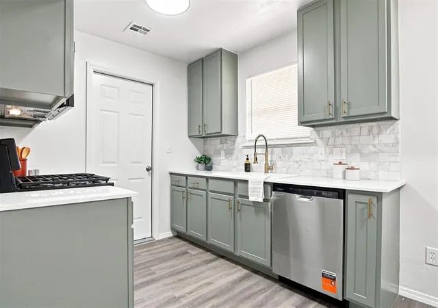Photo 3 of Sale Pending at 208 S Norman Ave, Moore, OK 73160 | MLS# 1241481 | Listing updated on 2026-08-25