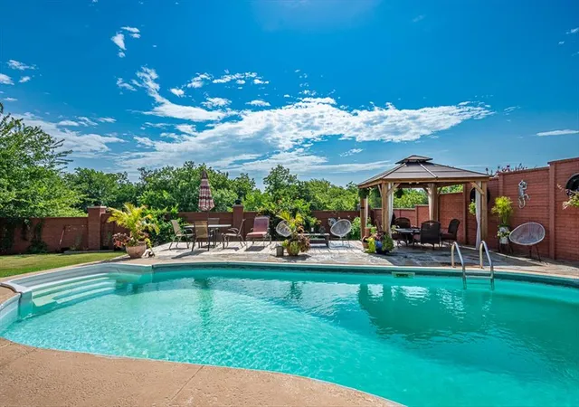 Photo 3 of Single family home for sale at 19704 Harness Ct, Edmond, OK 73012 | MLS# 1241484 | Listing updated on 2026-09-04