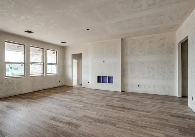 Photo 3 of Single family home for sale at 2140 Preserve Edge Dr, Edmond, OK 73034 | MLS# 1241491 | Listing updated on 2026-08-04