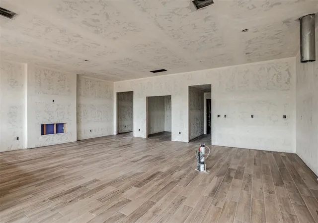 Photo 4 of Single family home for sale at 2140 Preserve Edge Dr, Edmond, OK 73034 | MLS# 1241491 | Listing updated on 2026-08-04