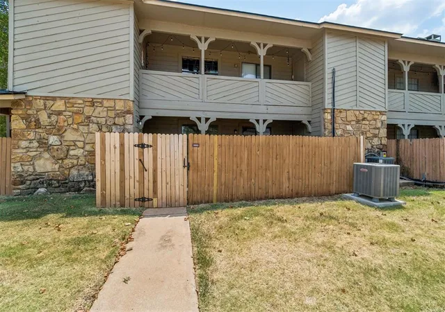 34th image of 14343 N Pennsylvania Ave #38E, Oklahoma City, OK 73134 | MLS# 1241493