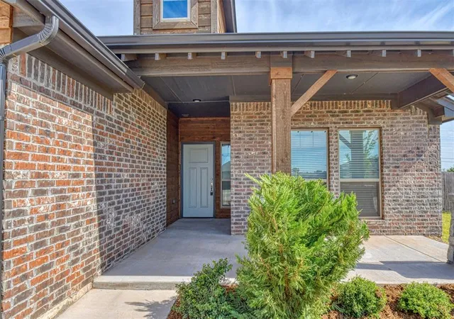 Photo 3 of Single family home for sale at 517 Elena Dr, Blanchard, OK 73010 | MLS# 1241504 | Listing updated on 2026-09-28