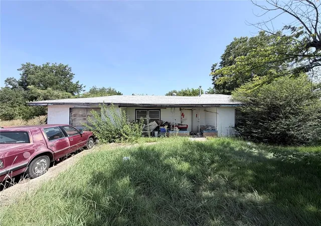 Photo 1 of Sale Pending at 8525 Ne 24th Street, Spencer, OK 73084 | MLS# 1241513 | Listing updated on 2026-08-04