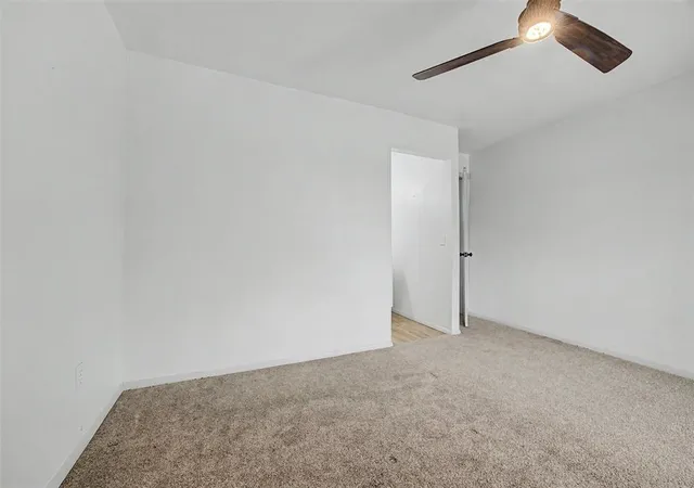 image of 833 Cardinal Creek Blvd, Norman, OK 73072