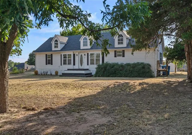1st image of 803 N Richland Rd, Tuttle, OK 73089 | MLS# 1241546