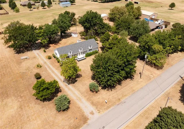 5th image of 803 N Richland Rd, Tuttle, OK 73089 | MLS# 1241546