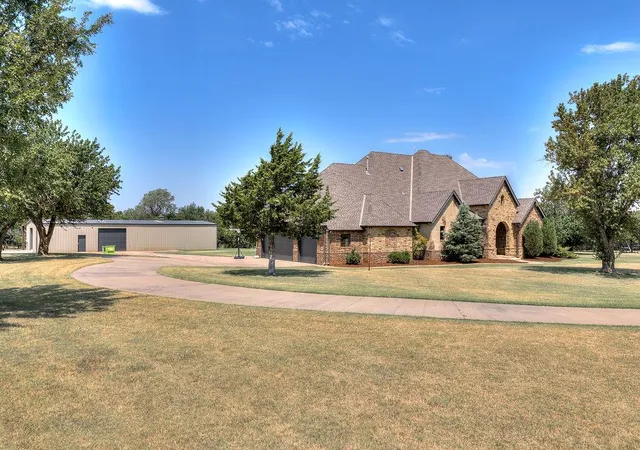 Photo 3 of Sale Pending at 5675 Piedmont Rd N, Piedmont, OK 73078 | MLS# 1241566 | Listing updated on 2026-08-12