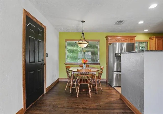 Photo 4 of Sale Pending at 713 Hedge Dr, Oklahoma City, OK 73110 | MLS# 1241580 | Listing updated on 2026-08-12