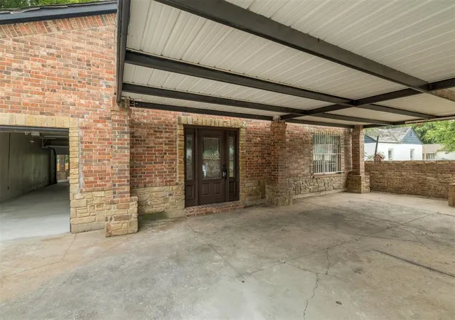 Photo 4 of Single family home for sale at 337 SE 48th Street, Oklahoma City, OK 73129 | MLS# 1241597 | Listing updated on 2026-08-23