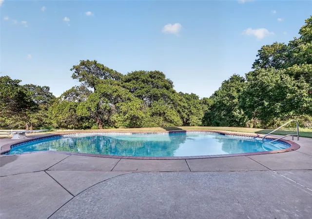 Photo 3 of Single family home for sale at 329833 E Highway 66, Wellston, OK 74881 | MLS# 1241607 | Listing updated on 2026-08-27
