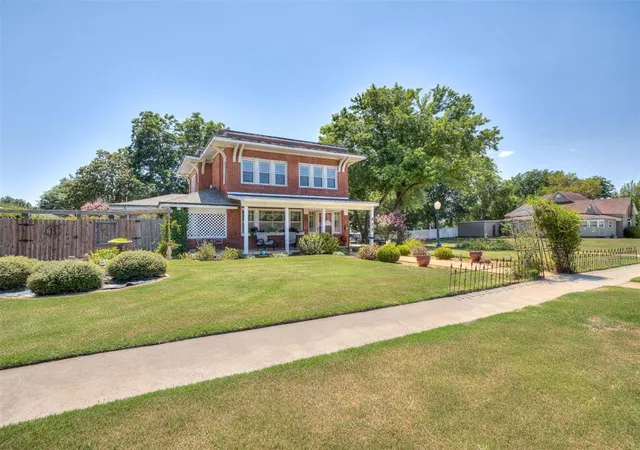 3rd image of 628 W Main St, Purcell, OK 73080 | MLS# 1241609