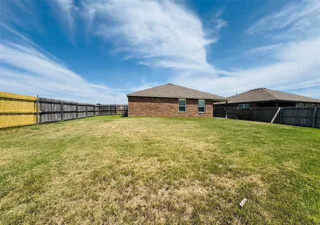 38th image of 1895 Bartlett Dr, Newcastle, OK 73065 | MLS# 1241615