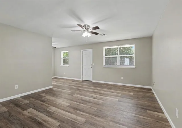 2nd image of 2012 Mary Ave, Seminole, OK 74868 | MLS# 1241617