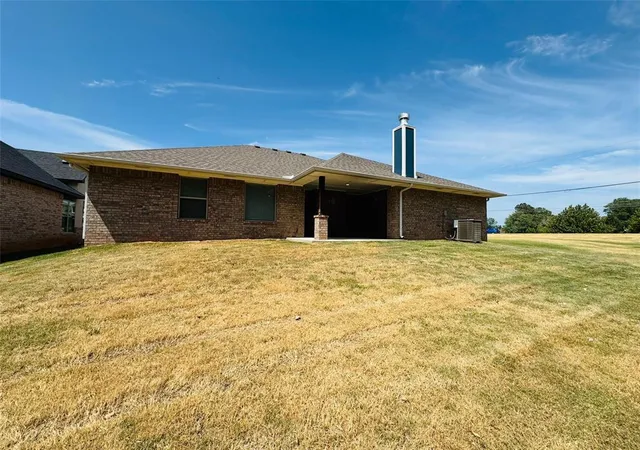 40th image of 828 E Barajas Ter, Mustang, OK 73064 | MLS# 1241633