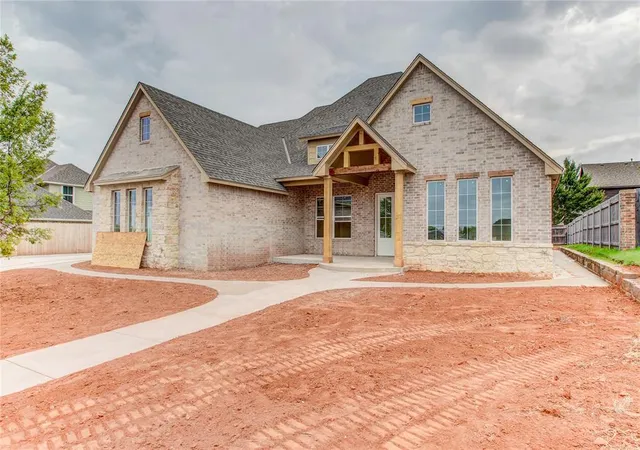 Photo 1 of Single family home for sale at 1913 Providence Dr, Norman, OK 73071 | MLS# 1241642 | Listing updated on 2026-10-07