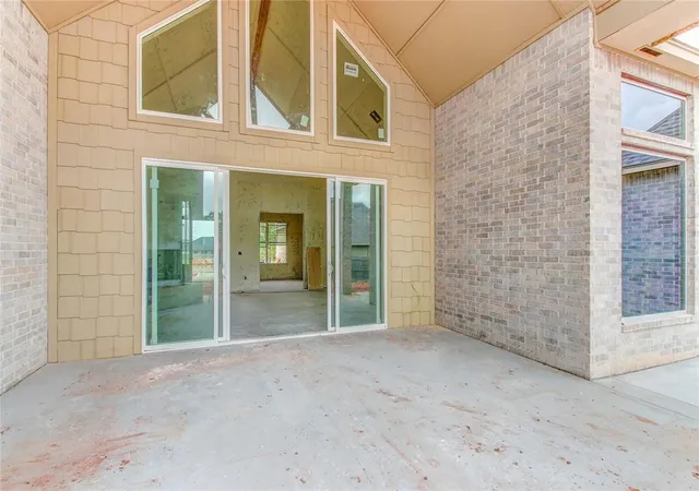 Photo 3 of Single family home for sale at 1913 Providence Dr, Norman, OK 73071 | MLS# 1241642 | Listing updated on 2026-10-07