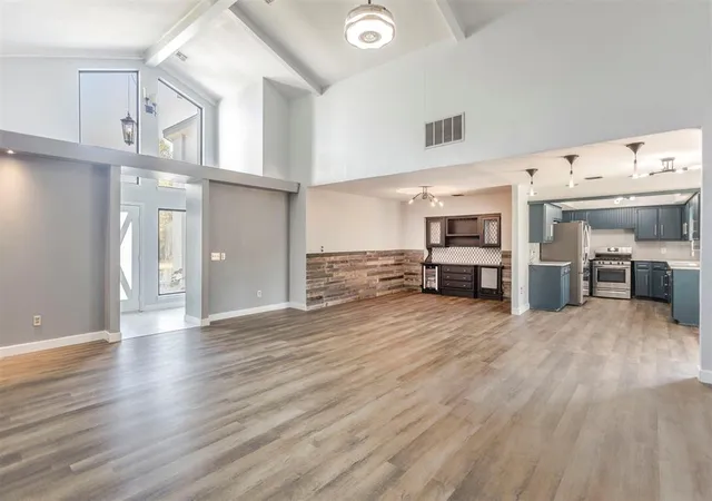 Single family home for sale at 7318 Northwest 106th, Oklahoma City, OK 73162 | MLS# 1241644