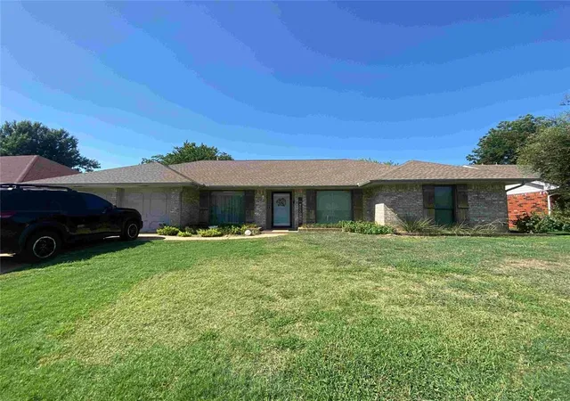 1st image of 2313 Nw 112th Ter, Oklahoma City, OK 73120 | MLS# 1241650