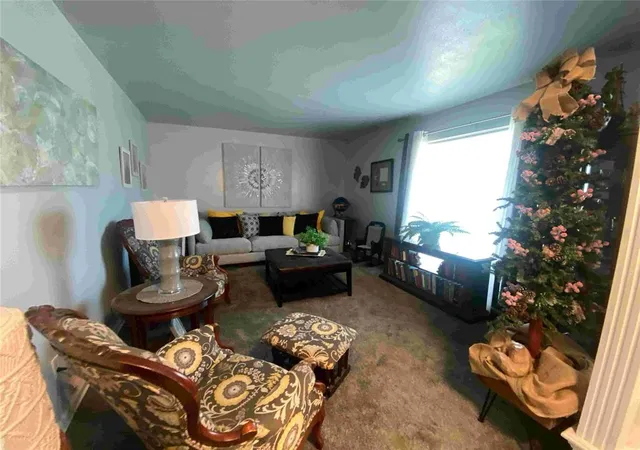3rd image of 2313 Nw 112Th Ter, Oklahoma City, OK 73120 | MLS# 1241650
