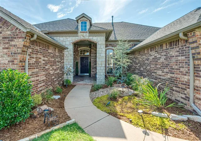 Photo 2 of Single family home for sale at 17008 Platinum Ln, Edmond, OK 73012 | MLS# 1241655 | Listing updated on 2026-09-21