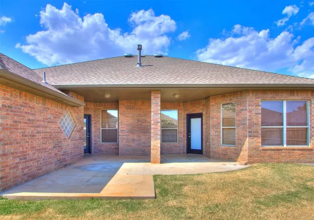 39th image of 10604 Nw 38th St, Yukon, OK 73099 | MLS# 1241661