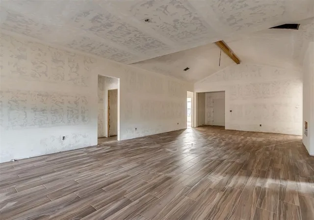 Photo 3 of Single family home for sale at 2209 Preserve Edge Dr, Edmond, OK 73034 | MLS# 1241664 | Listing updated on 2026-09-22