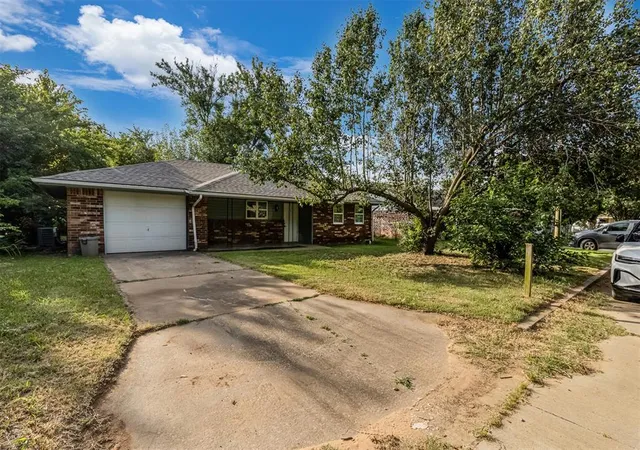 Photo 1 of Sale Pending at 403 Butler Dr, Shawnee, OK 74804 | MLS# 1241672 | Listing updated on 2026-08-10
