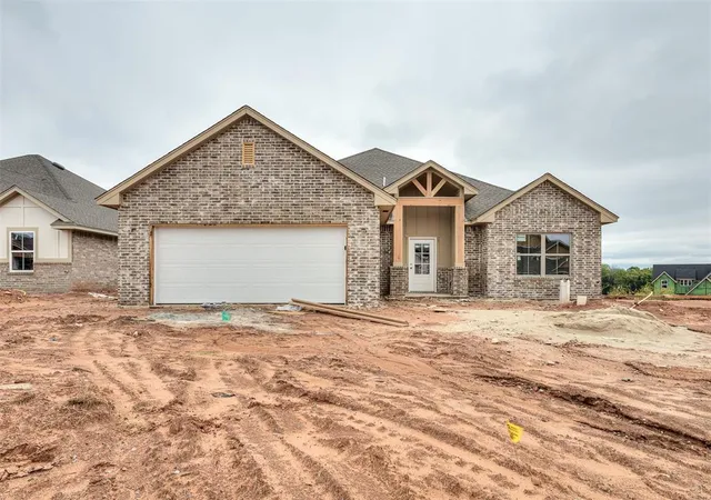 Photo 1 of Single family home for sale at 2208 Preserve Edge Dr, Edmond, OK 73034 | MLS# 1241673 | Listing updated on 2026-10-04