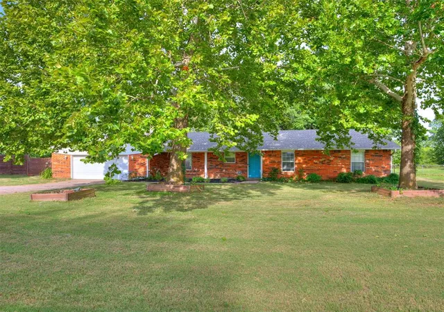 1st image of 1135 Mockingbird Cir, Choctaw, OK 73020 | MLS# 1241676