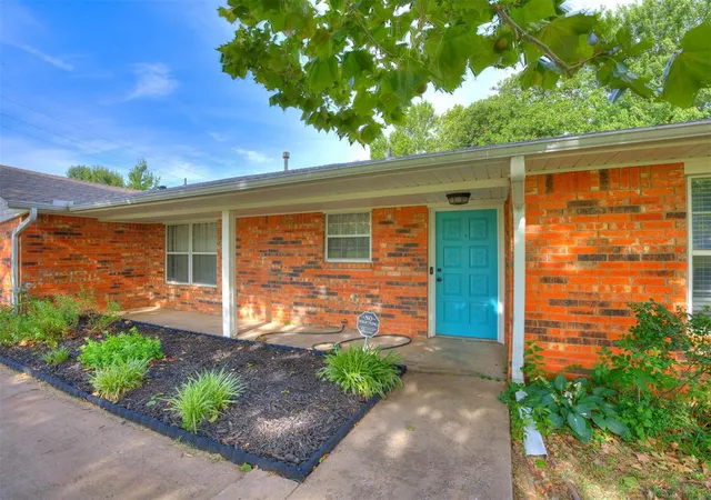 Photo 2 of Single family home for sale at 1135 Mockingbird Cir, Choctaw, OK 73020 | MLS# 1241676 | Listing updated on 2026-09-19