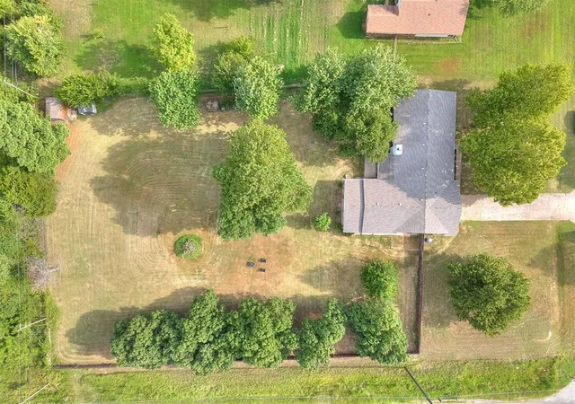 38th image of 1135 Mockingbird Cir, Choctaw, OK 73020 | MLS# 1241676
