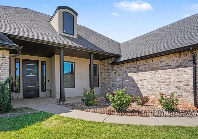 Photo 4 of Single family home for sale at 2154 County St 2979, Blanchard, OK 73010 | MLS# 1241699 | Listing updated on 2026-09-04