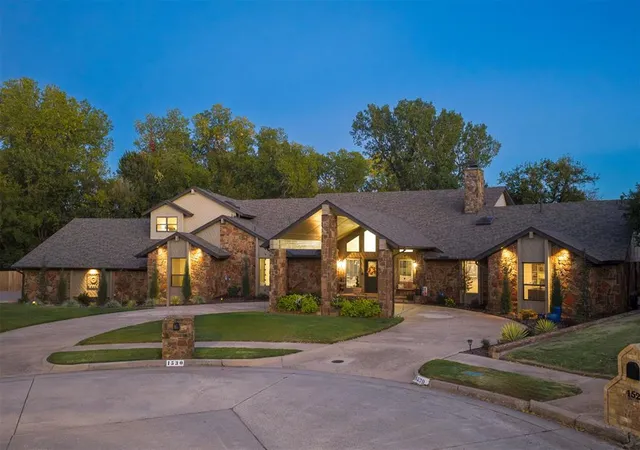 Single family home for sale at 1530 Spring Crk Dr, Yukon, OK 73099 | MLS# 1241703
