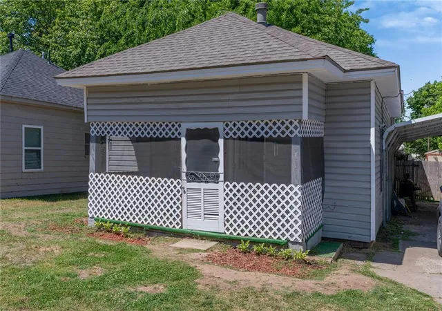 1st image of 526 S Reno Ave, El Reno, OK 73036 | MLS# 1241704