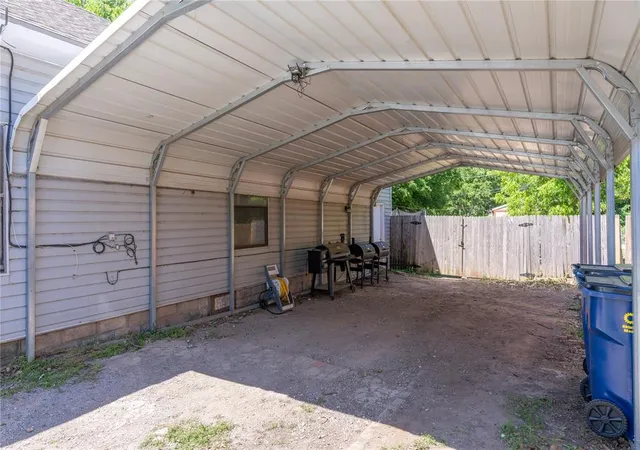 5th image of 526 S Reno Ave, El Reno, OK 73036 | MLS# 1241704