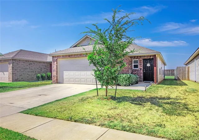 Photo 2 of Single family home for sale at 11637 Jude Way, Yukon, OK 73099 | MLS# 1241708 | Listing updated on 2026-09-28