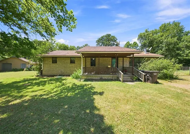 1st image of 662 S Range Rd, Mc Loud, OK 74851 | MLS# 1241710