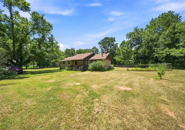 2nd image of 662 S Range Rd, Mc Loud, OK 74851 | MLS# 1241710