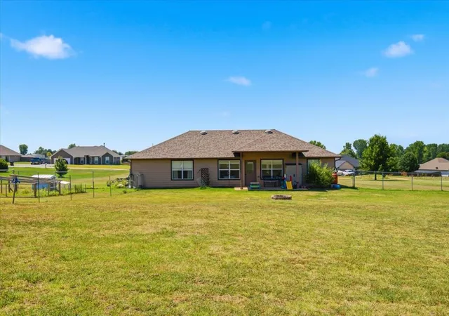 Photo 3 of Single family home for sale at 1301 Hillside Ter, Blanchard, OK 73010 | MLS# 1241723 | Listing updated on 2026-08-28