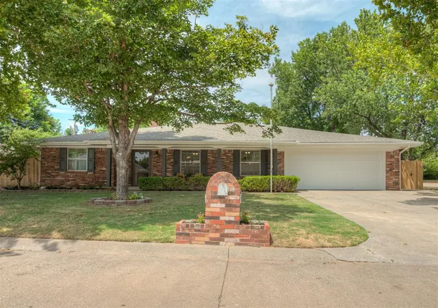 Photo 1 of Single family home for sale at 800 Kouba Dr, Yukon, OK 73099 | MLS# 1241728 | Listing updated on 2026-10-07