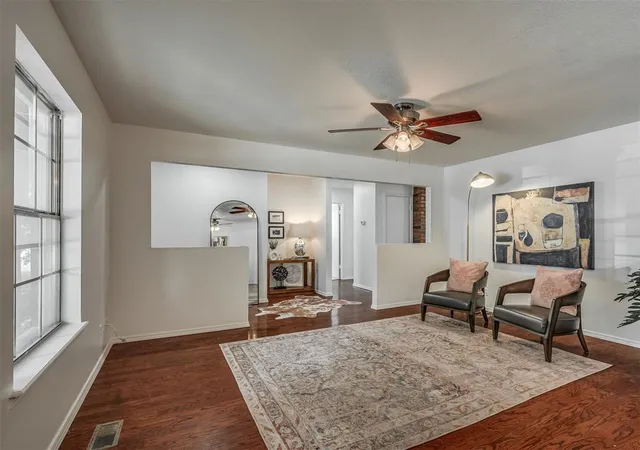 Photo 3 of Single family home for sale at 800 Kouba Dr, Yukon, OK 73099 | MLS# 1241728 | Listing updated on 2026-10-07