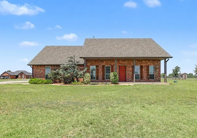 1st image of 403 Scissor Tail Ln, Tuttle, OK 73089 | MLS# 1241734