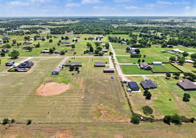 39th image of 403 Scissor Tail Ln, Tuttle, OK 73089 | MLS# 1241734