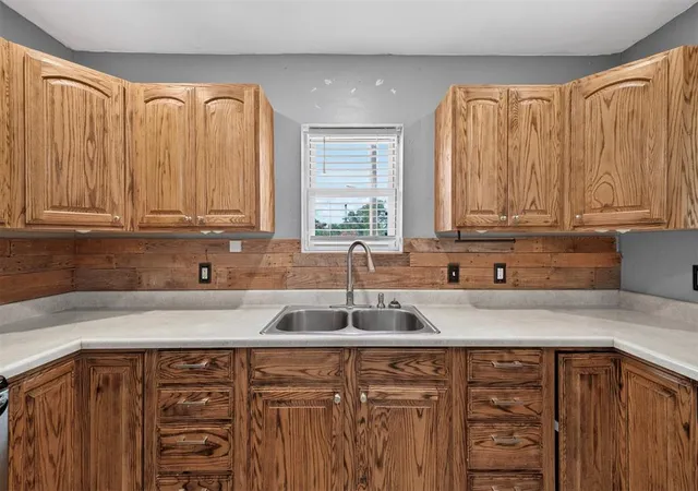 5th image of 601 N Madison Ave, Elk City, OK 73644 | MLS# 1241747