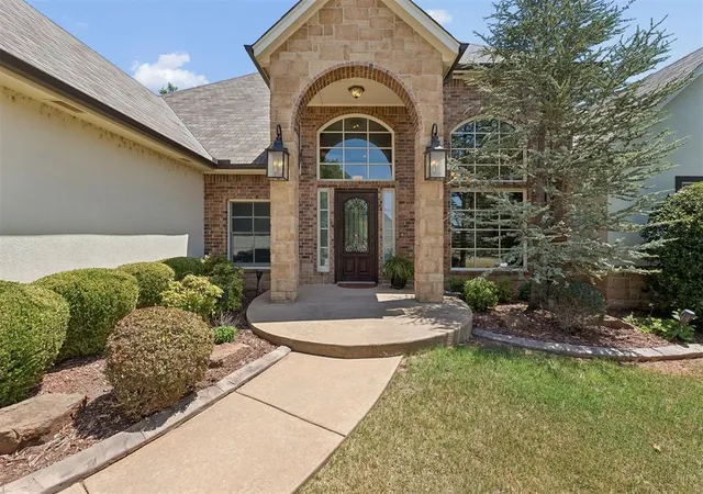 Photo 3 of Single family home for sale at 3516 Nw 175th Street, Edmond, OK 73012 | MLS# 1241752 | Listing updated on 2026-08-28