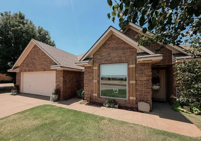 5th image of 212 S Vernon Ave, Hinton, OK 73047 | MLS# 1241785