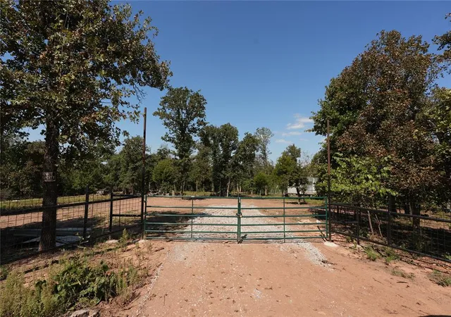 1st image of 19331 Mooseville Dr, Noble, OK 73068 | MLS# 1241789