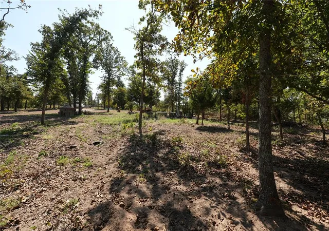 Photo 3 of Sale Pending at 19331 Mooseville Dr, Noble, OK 73068 | MLS# 1241789 | Listing updated on 2026-10-21