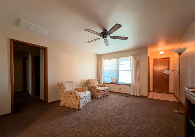 4th image of 1406 W Mississippi Ave, Chickasha, OK 73018 | MLS# 1241790