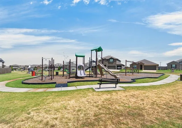 36th image of 11309 Nw 94th St, Yukon, OK 73099 | MLS# 1241797